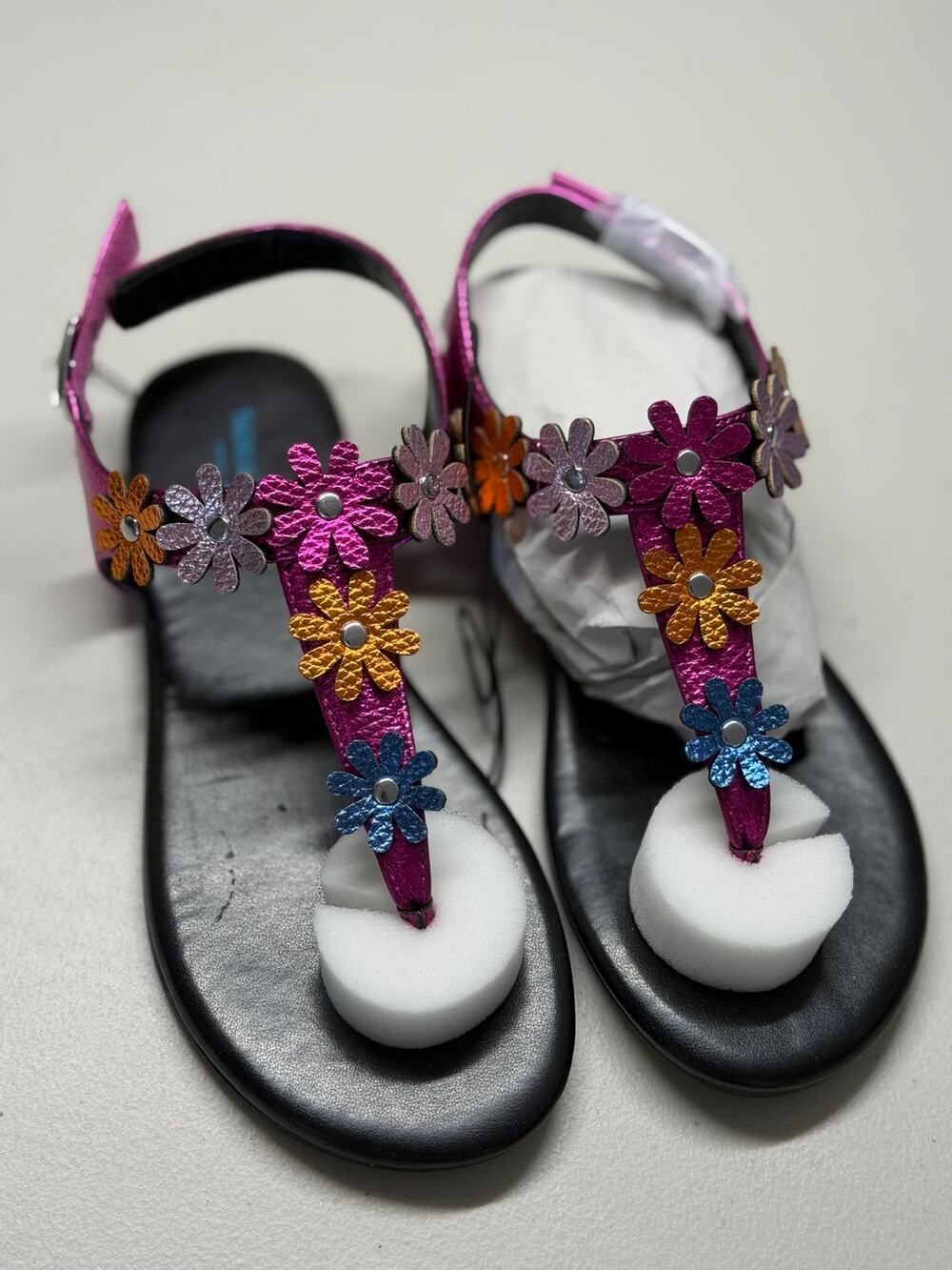 NEW! Thereabouts Hazel Black Multi 3M Sandals For Girls